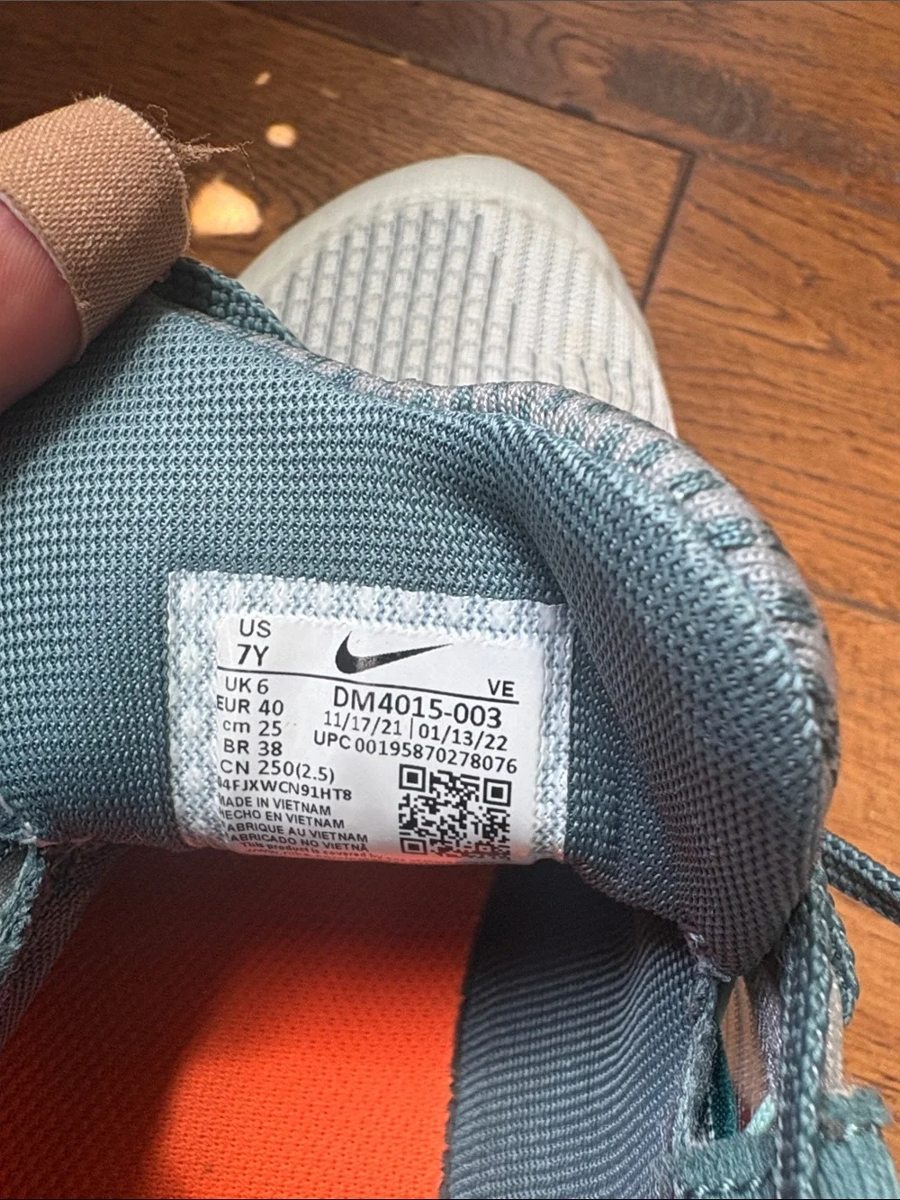 Nike Air Zoom Pegasus 39 Turquoise blue and Orange Running Shoes